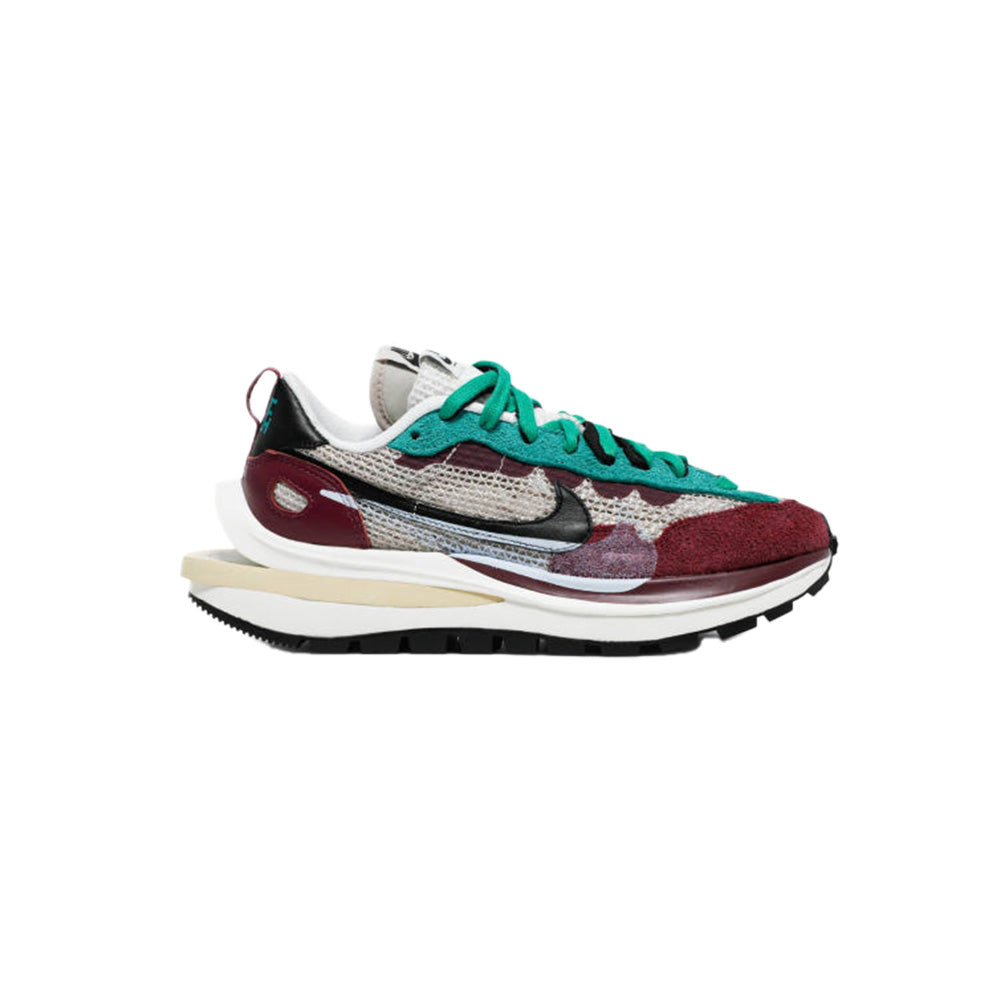 나이키 사카이 베이퍼와플 SP 빌리안레드